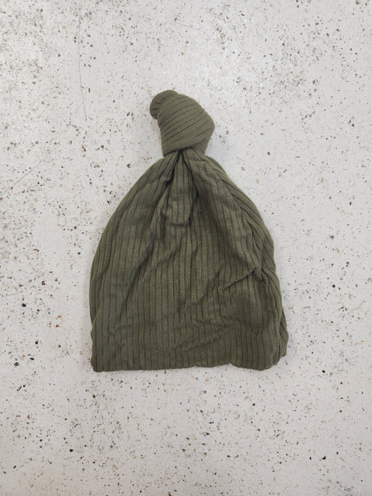 Size NB | Lou Lou Top Knot Green Hat