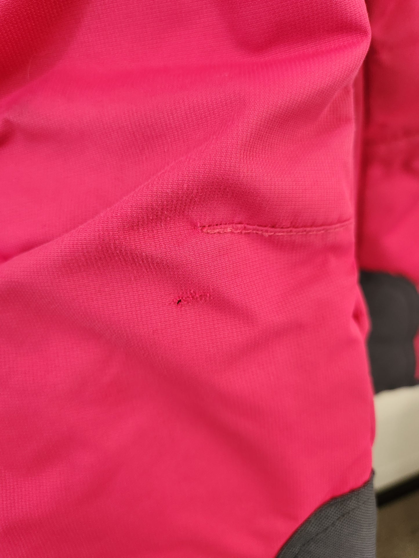 Size XXS | Arctix Pink & Grey Snow Pants *small hole