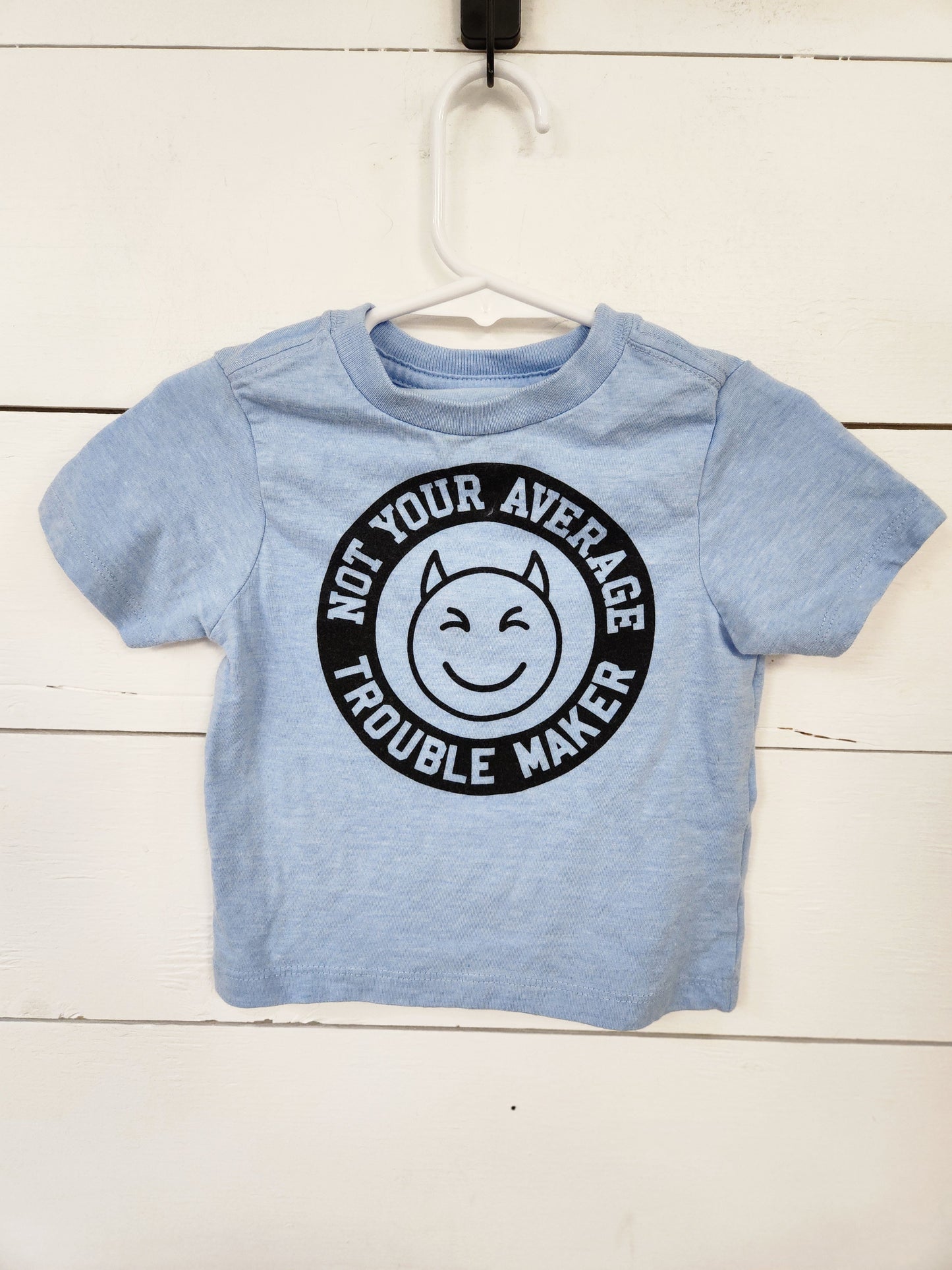 Size 12-18m | Place T-Shirt - Trouble Maker
