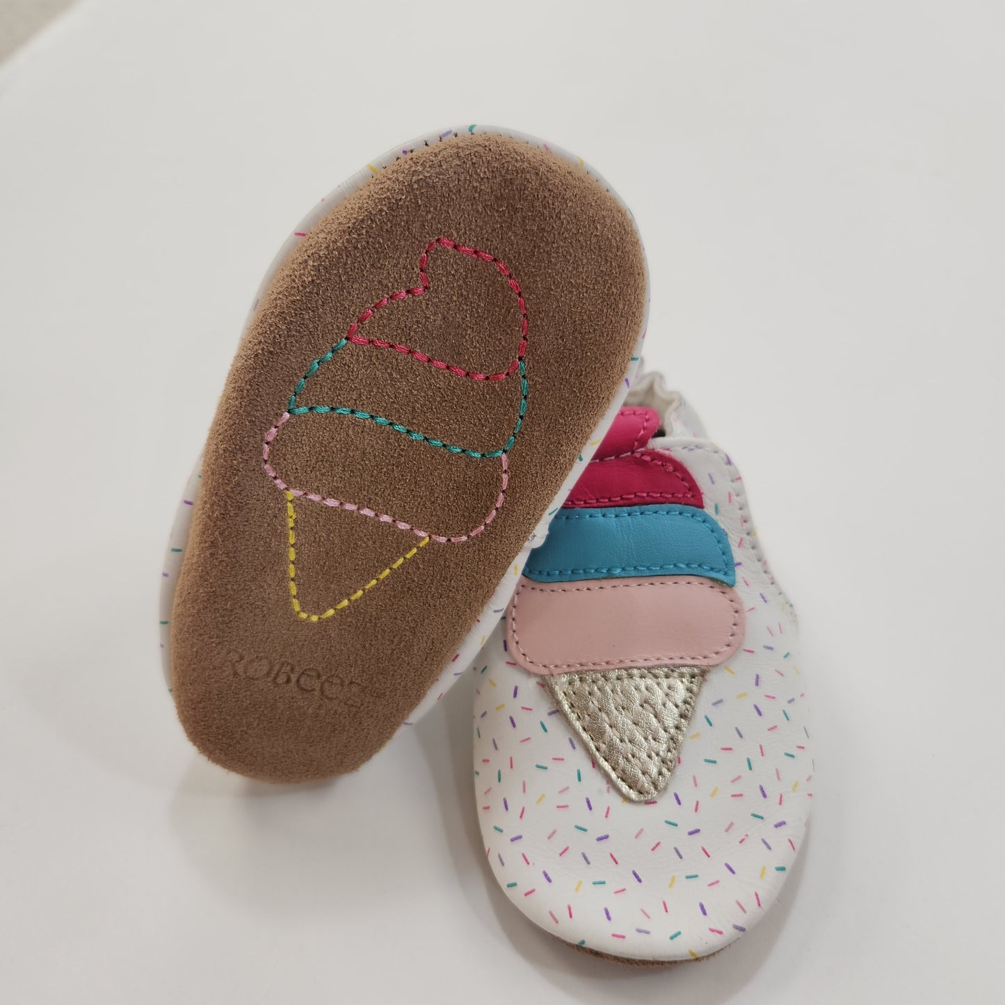 Size 6-12m | Robeez Soft Sole Shoes