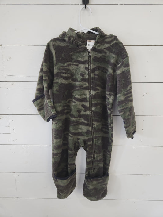 Size 24m | Columbia Camo Fleece Bunting