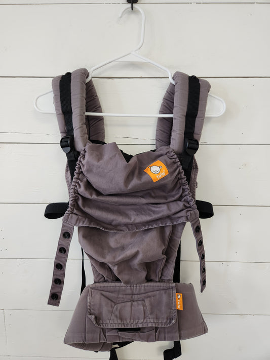 Size OS | Tula Carrier *stain