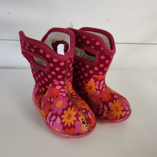 Size 6 | Bogs Pink Fleece Lined Boots *wear