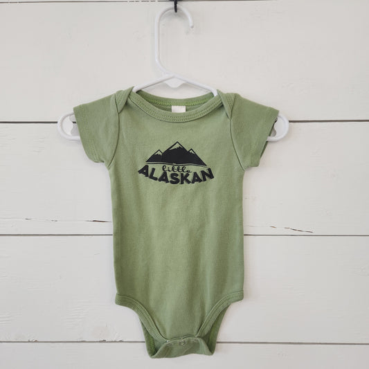 Size 0-3m | Little Alaskan Bodysuit