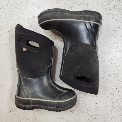 Size 9 | Bogs Black