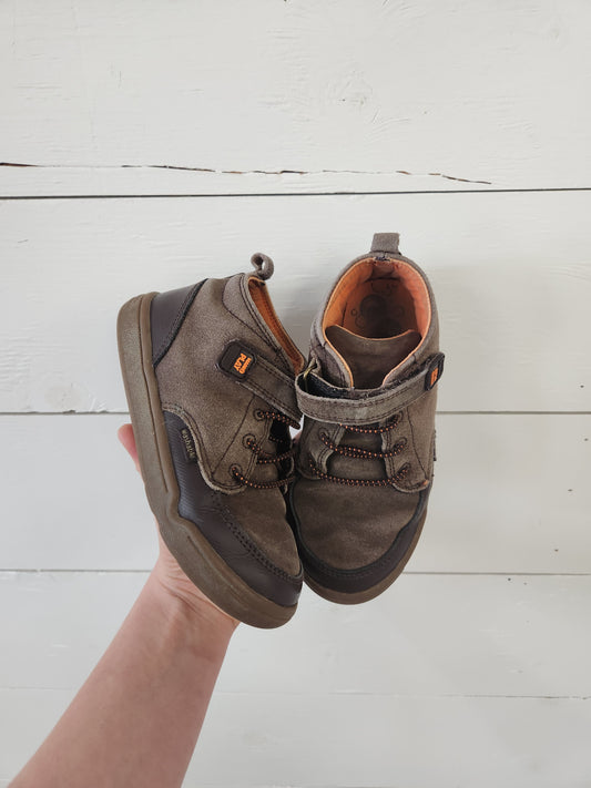Size 11.5 | Stride Rite Brown Velcro Shoes