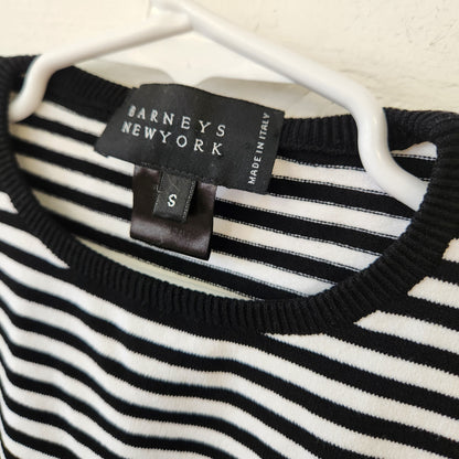 Size 8ish | Barneys New York Crewneck