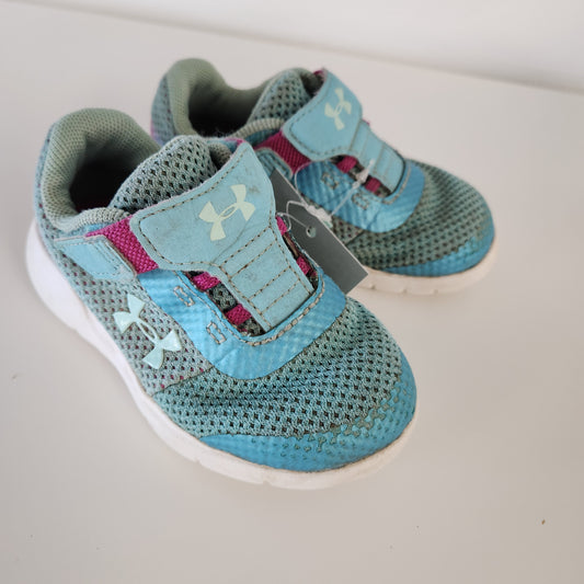 Size 6 | Under Armour Blue Velcro Shoes