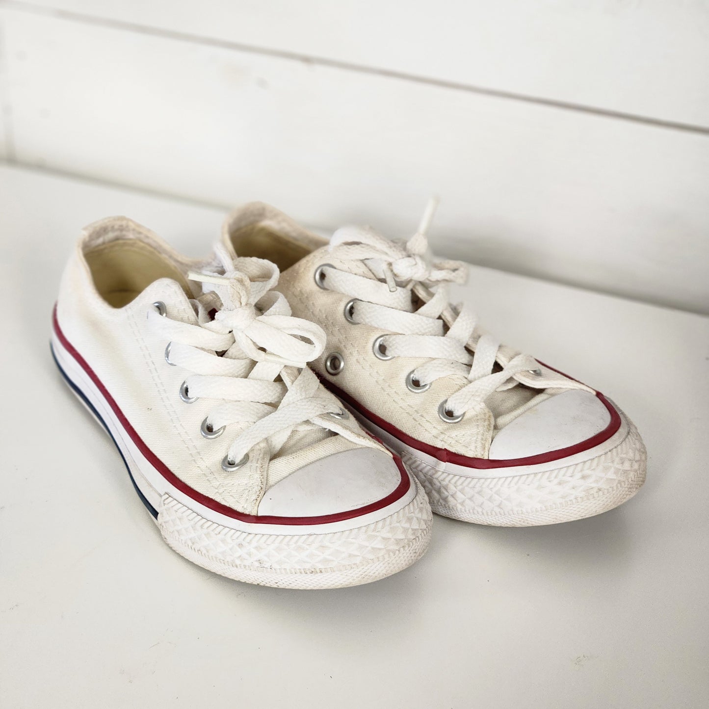 Size 12 | Converse Sneaker Shoes
