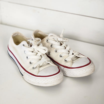 Size 12 | Converse Sneaker Shoes