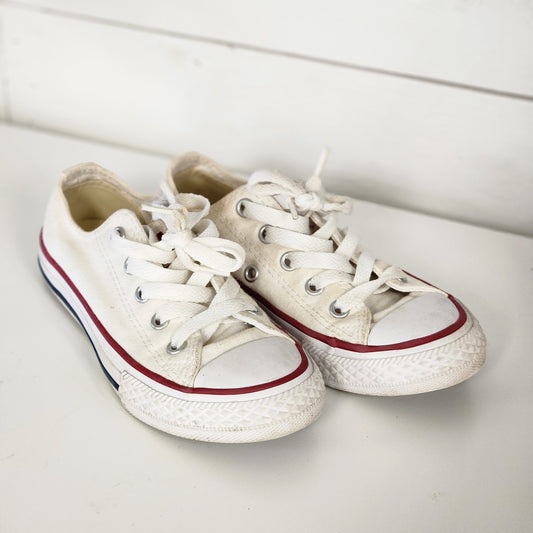 Size 12 | Converse Sneaker Shoes
