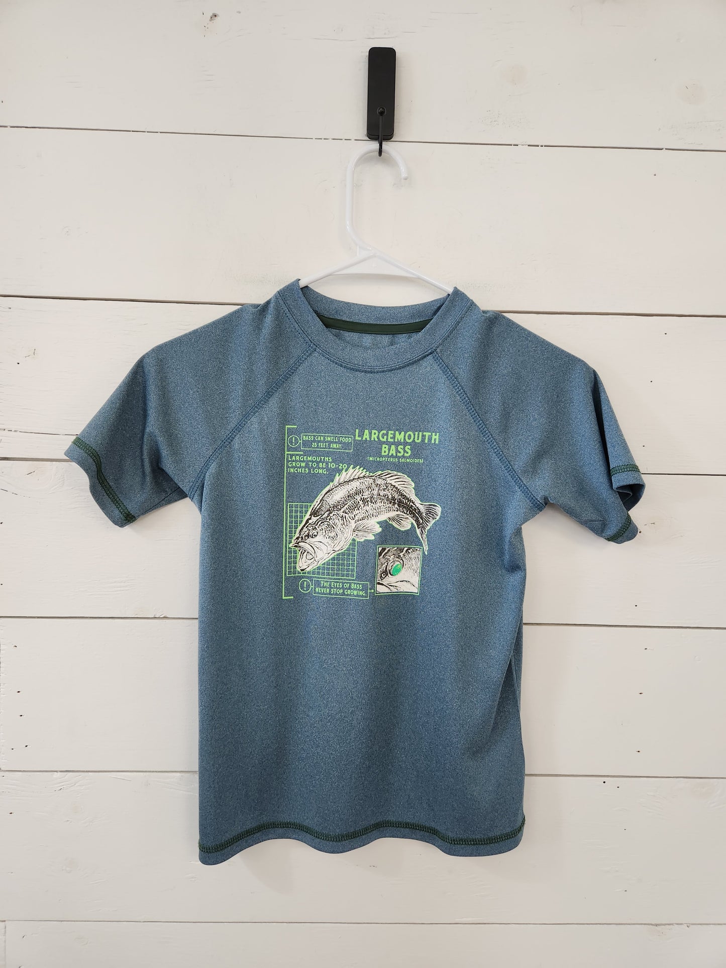 Size M | Outdoor Kids Blue Bass Shirt