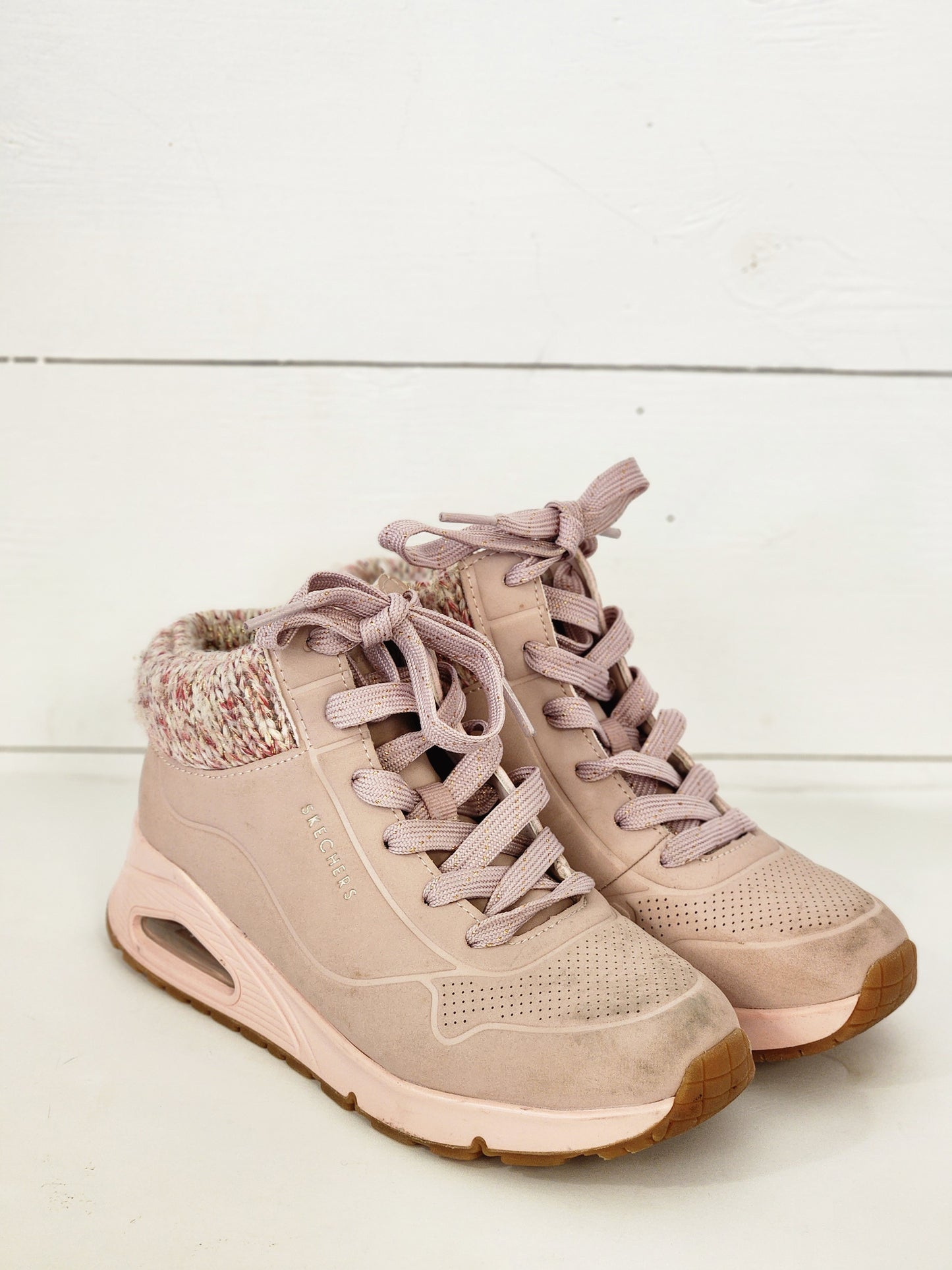 Size 3 | Skechers Lined Boots