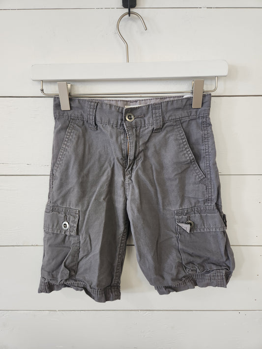 Size 7 | Levi's Grey Cargo Shorts