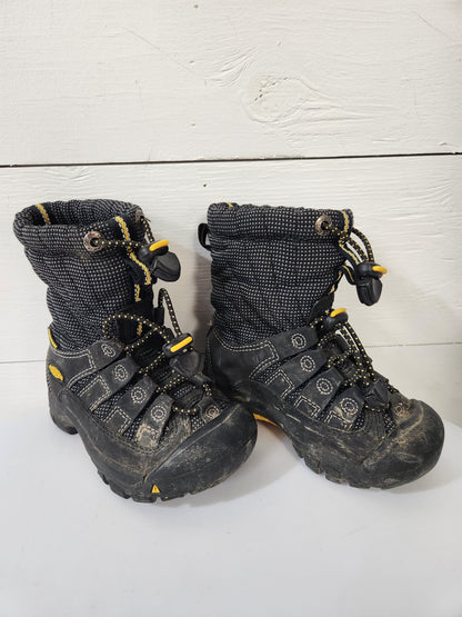 Size 8 | Keen Winter Boots