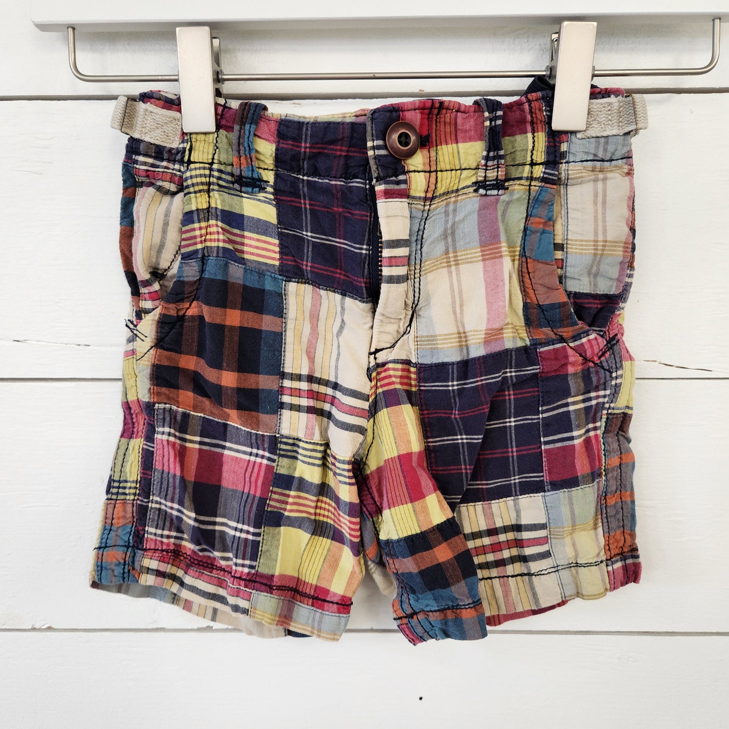 Size 2t | Gap Plaid Shorts -Red