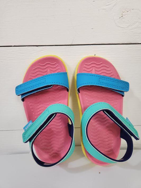 Size 8C | Native colorful sandals