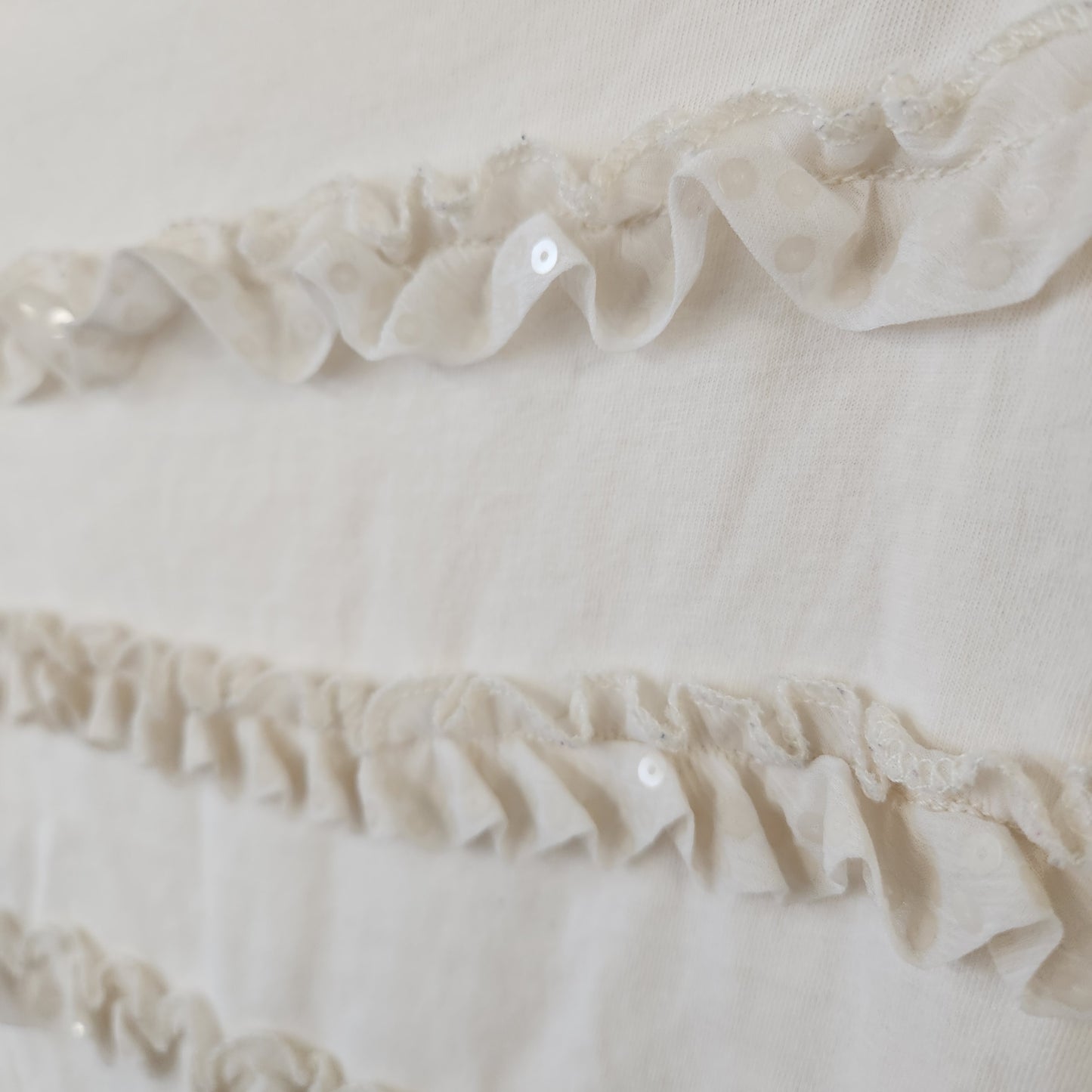 Size 6-7 | Gap Cream Ruffled Shirt