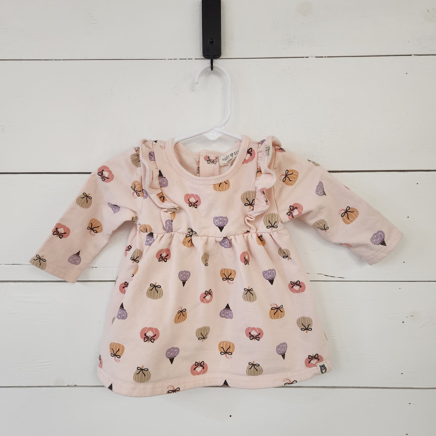 Size 6-9m | Rabbit + Bear Pumpkin Shirt