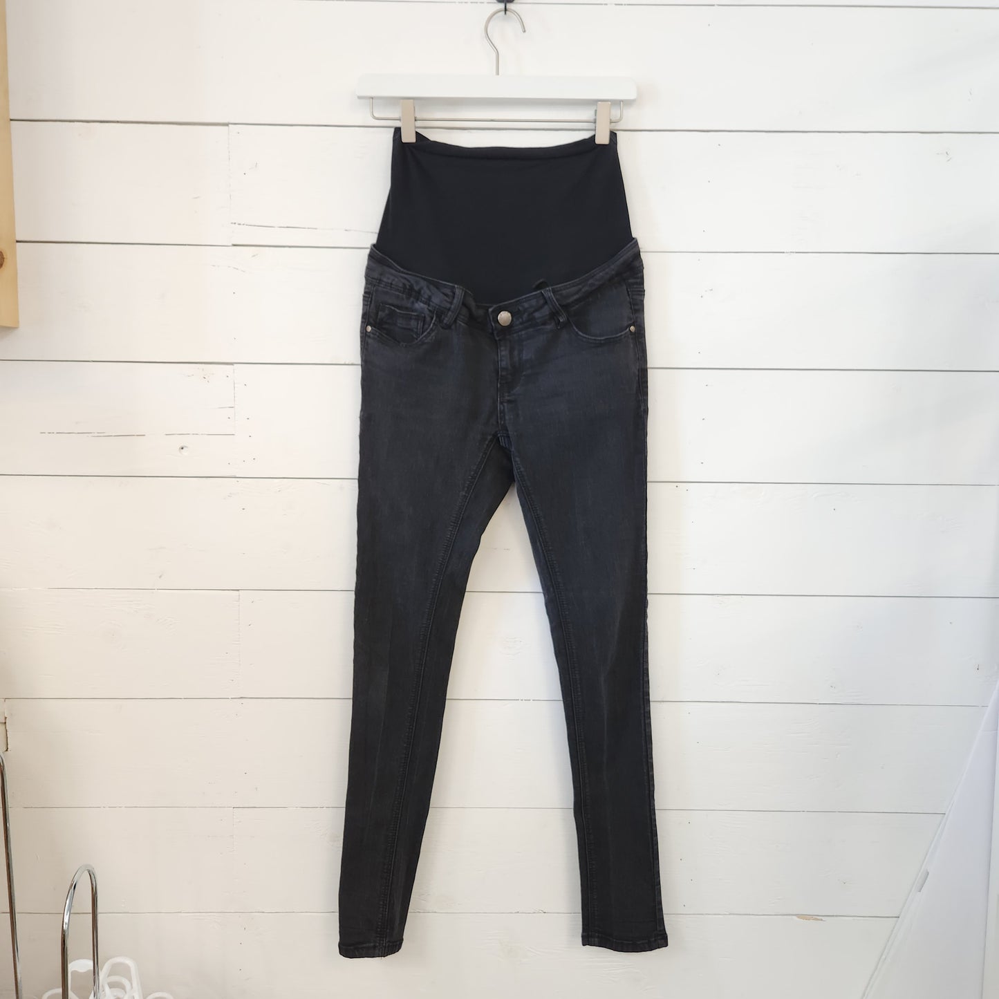 Size 2 | Bandia Maternity Skinny Jeans