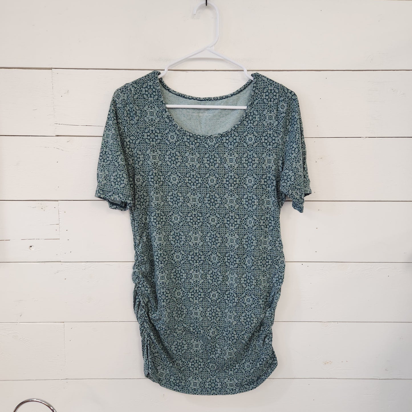 Size L | Motherhood Maternity Shirt