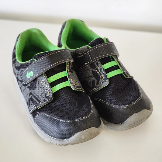 Size 11 | See Kai Run velcro shoes