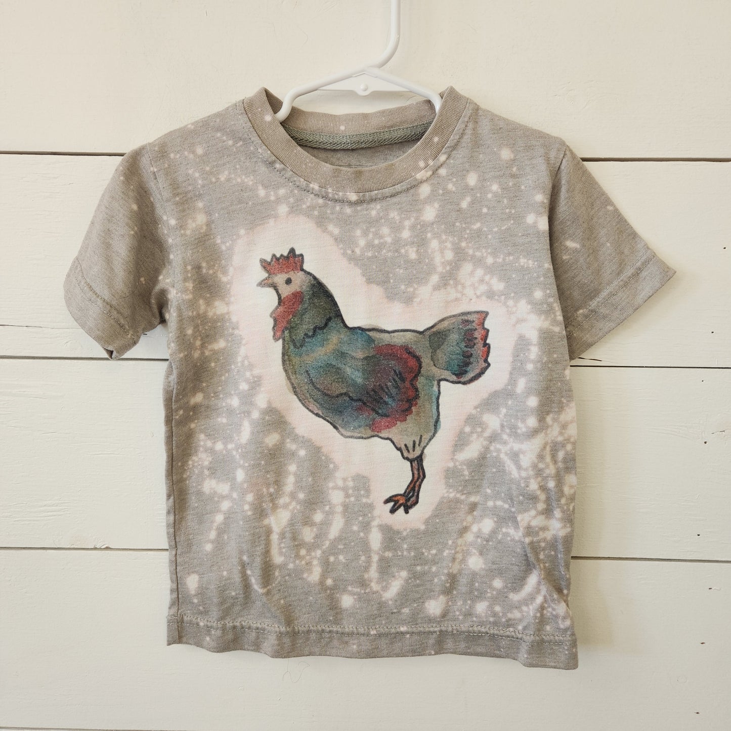 Size 4t | Moon & Back Chicken TShirt