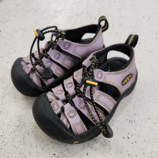 Size 8 | Keen Sandals