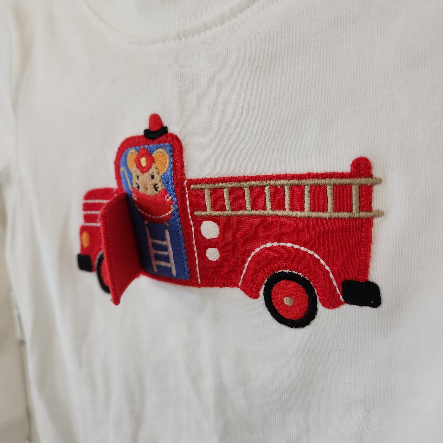 Size 12-18m | Gymboree Firetruck Bodysuit