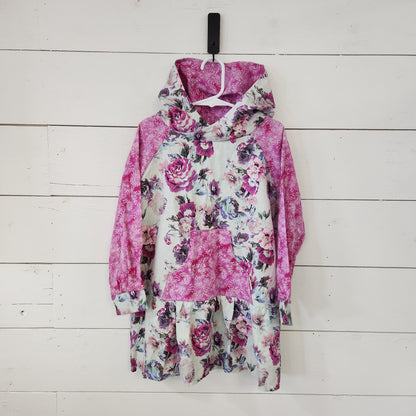 Size 6 | Briar&Boone Pink Floral Kuspuk