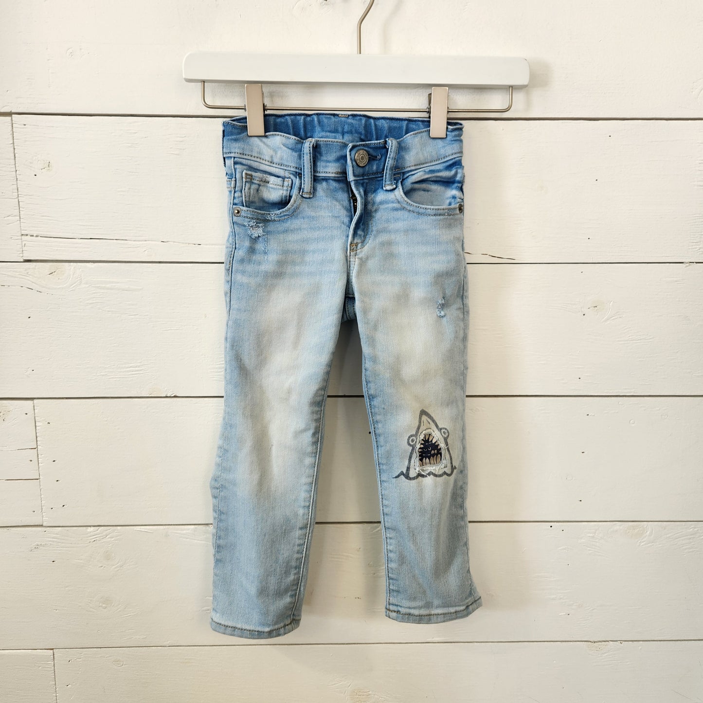 Size 3t | Gap Shark Jeans *staining