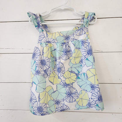 Size 8 | Gymboree Set -2 Tank Tops, 1 Shorts
