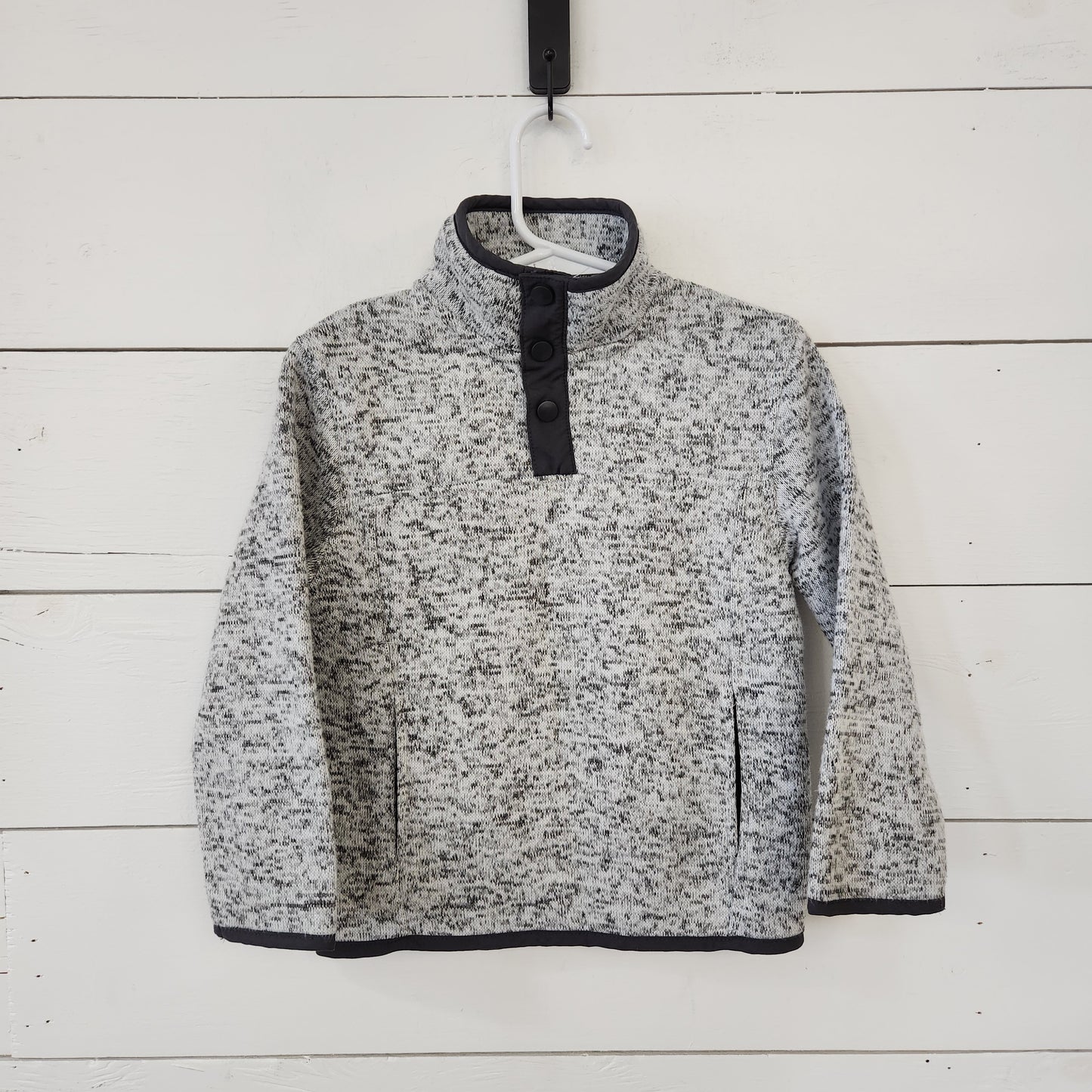 Size 3t | Outdoor Kids Heathered Grey Sweater