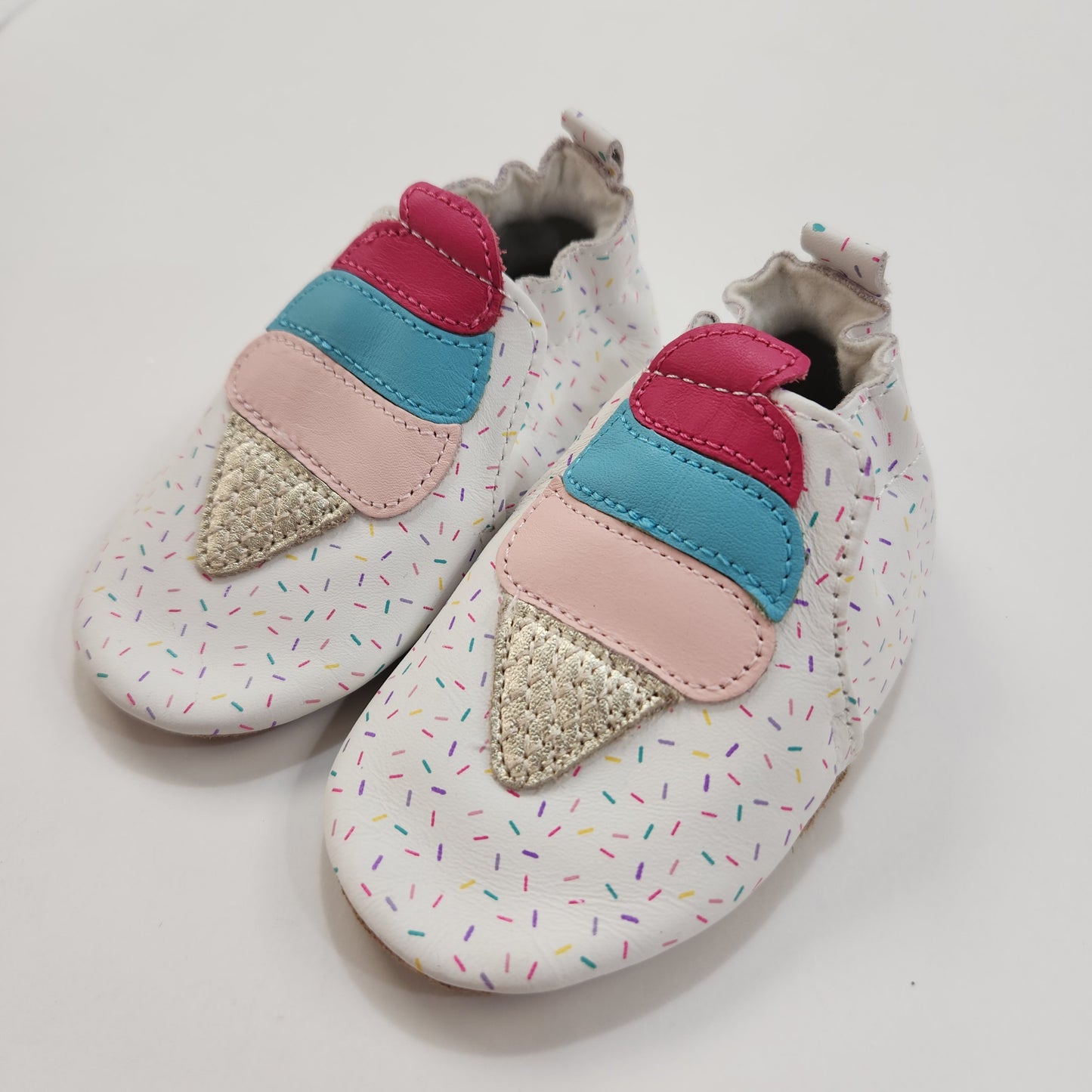 Size 6-12m | Robeez Soft Sole Shoes