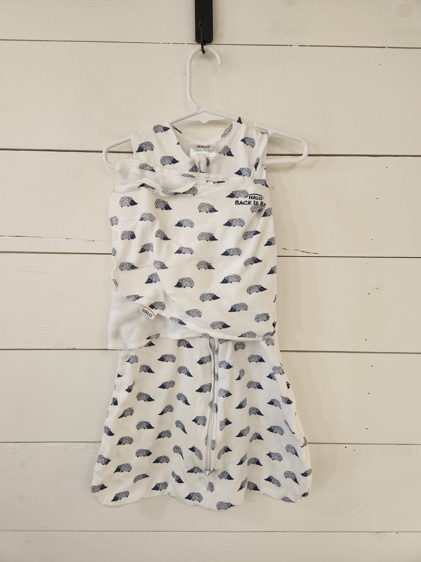 Size 3-6m | Halo Hedgehog Swaddle Sleep Sack