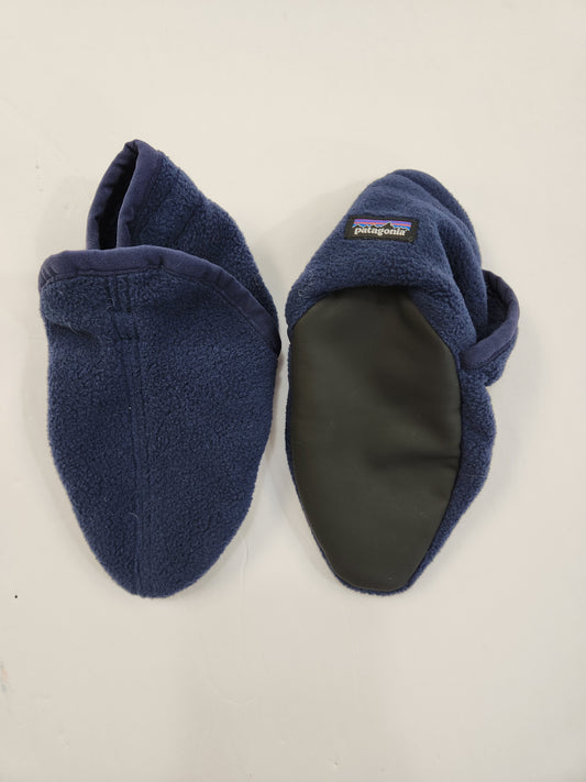 Size 12-24m | Patagonia Fleece Booties