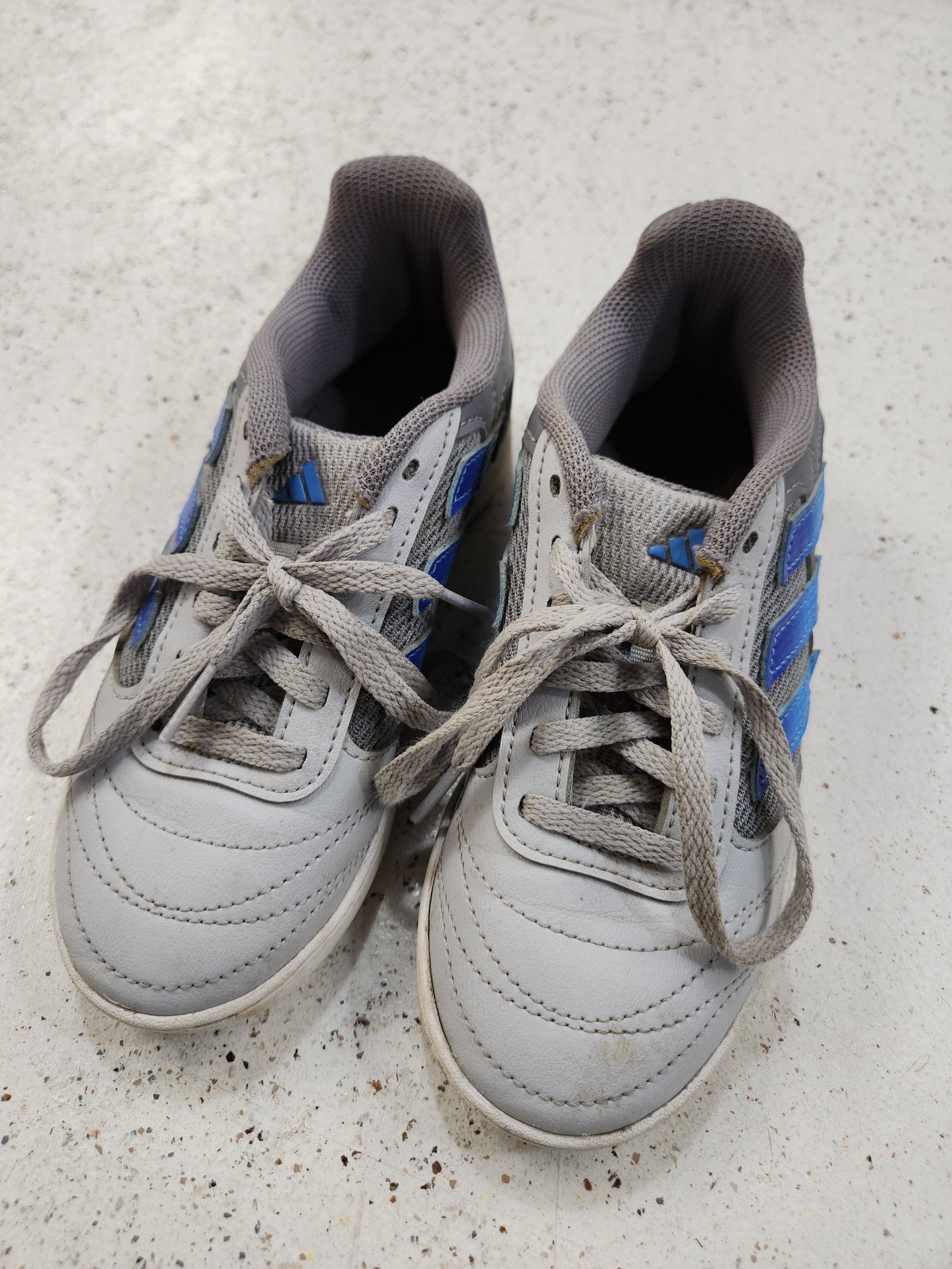Size 1 | Adidas Grey & Blue Shoes