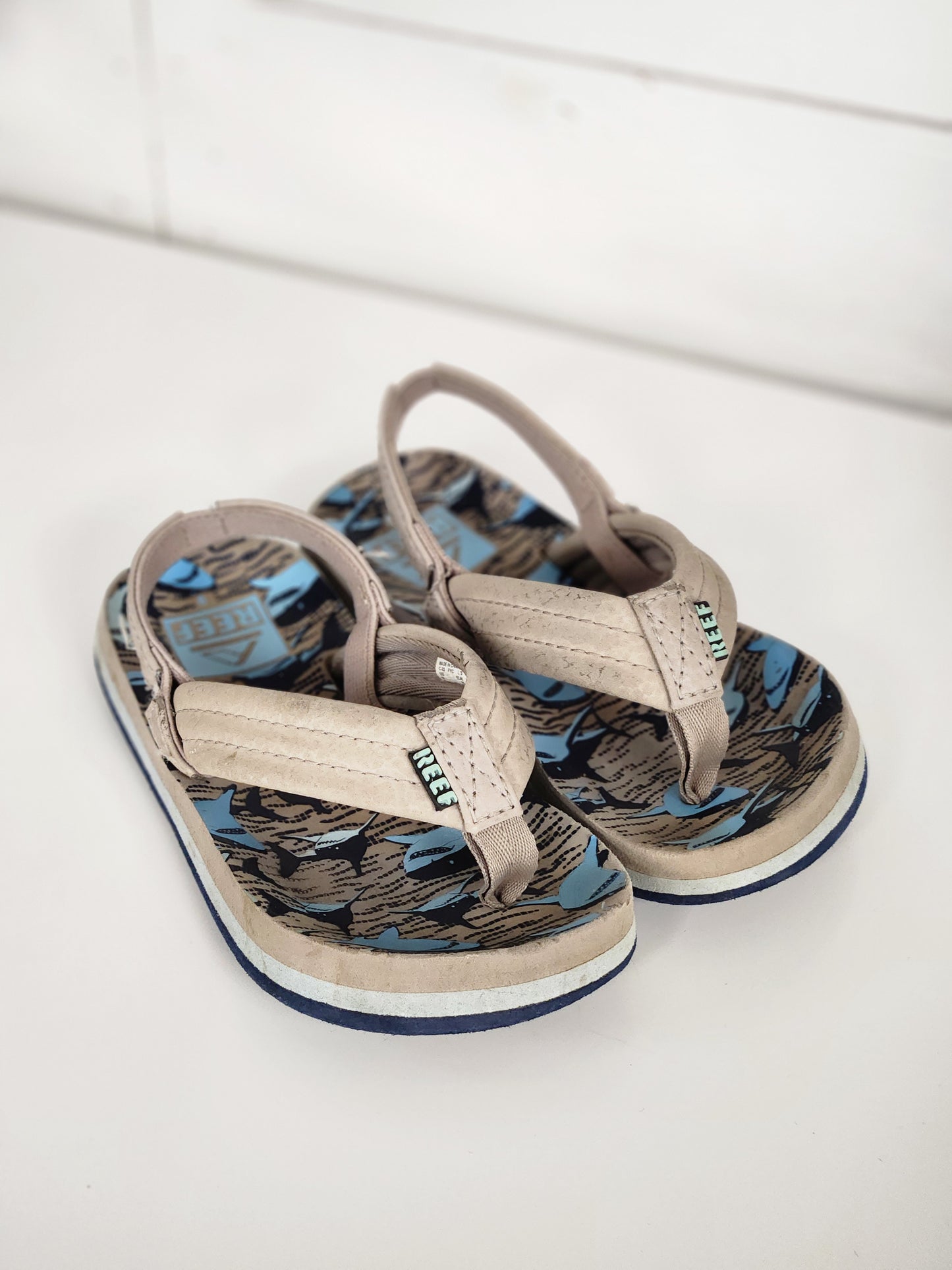 Size 9 | Reef Sandals