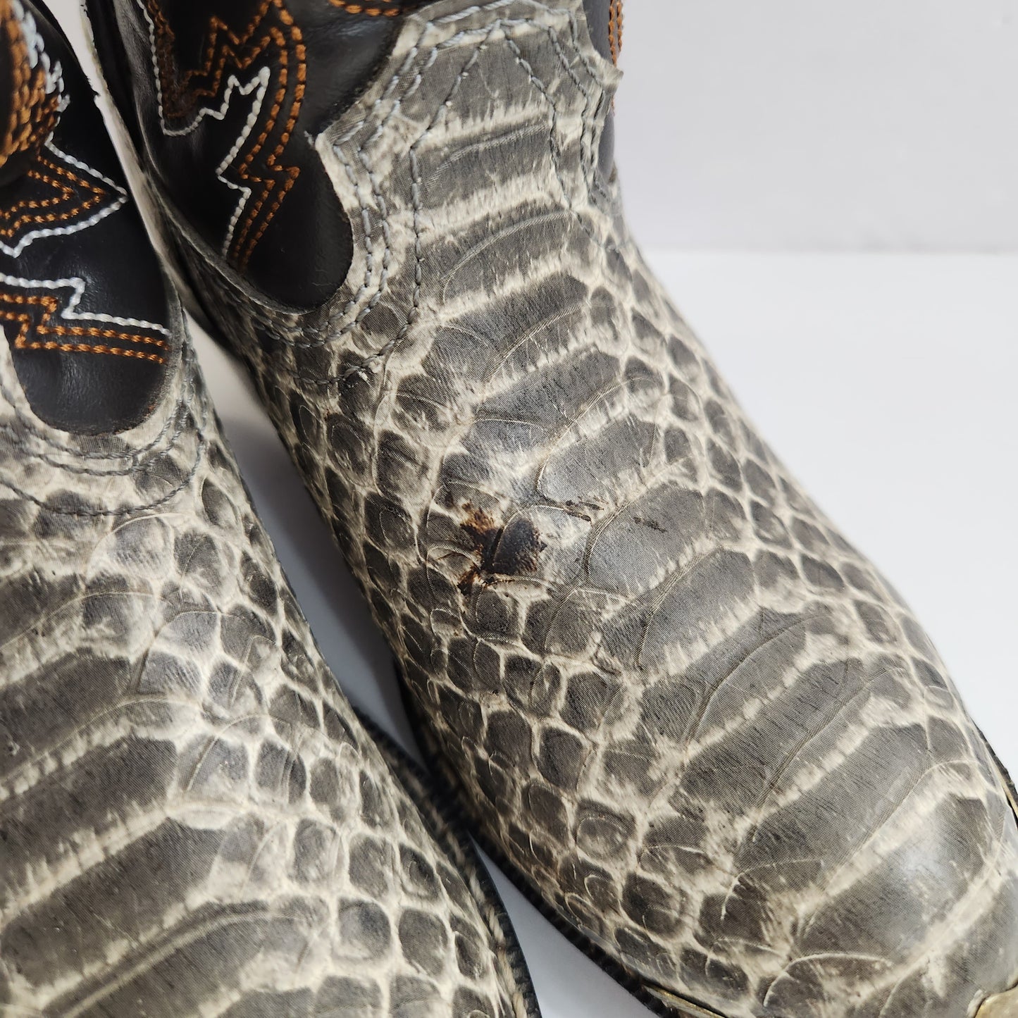 Size 10.5 | Durango Snake Print Boots