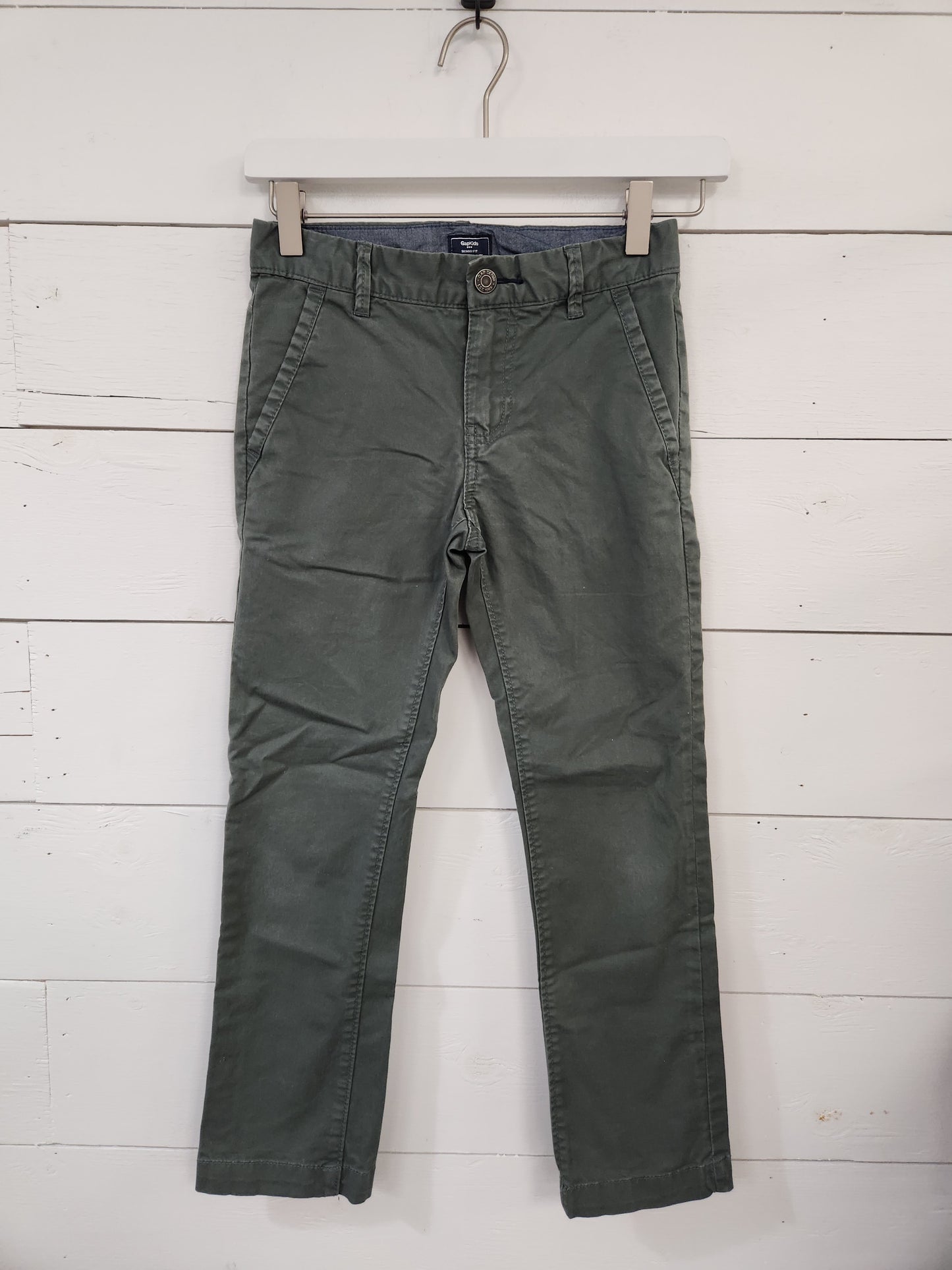 Size 8 | Gap Skinny Khaki Pants