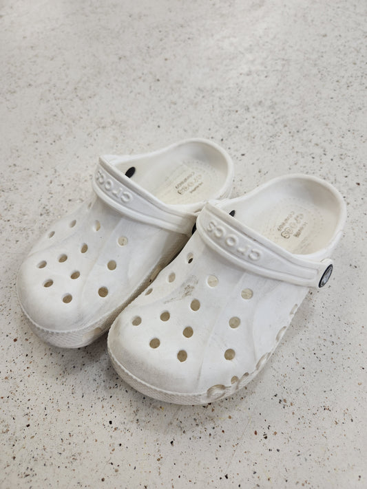 Size 11 | Crocs White