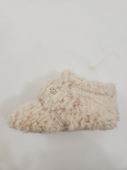 Size 2-3 | Ugg Curly Faux Fur Slippers