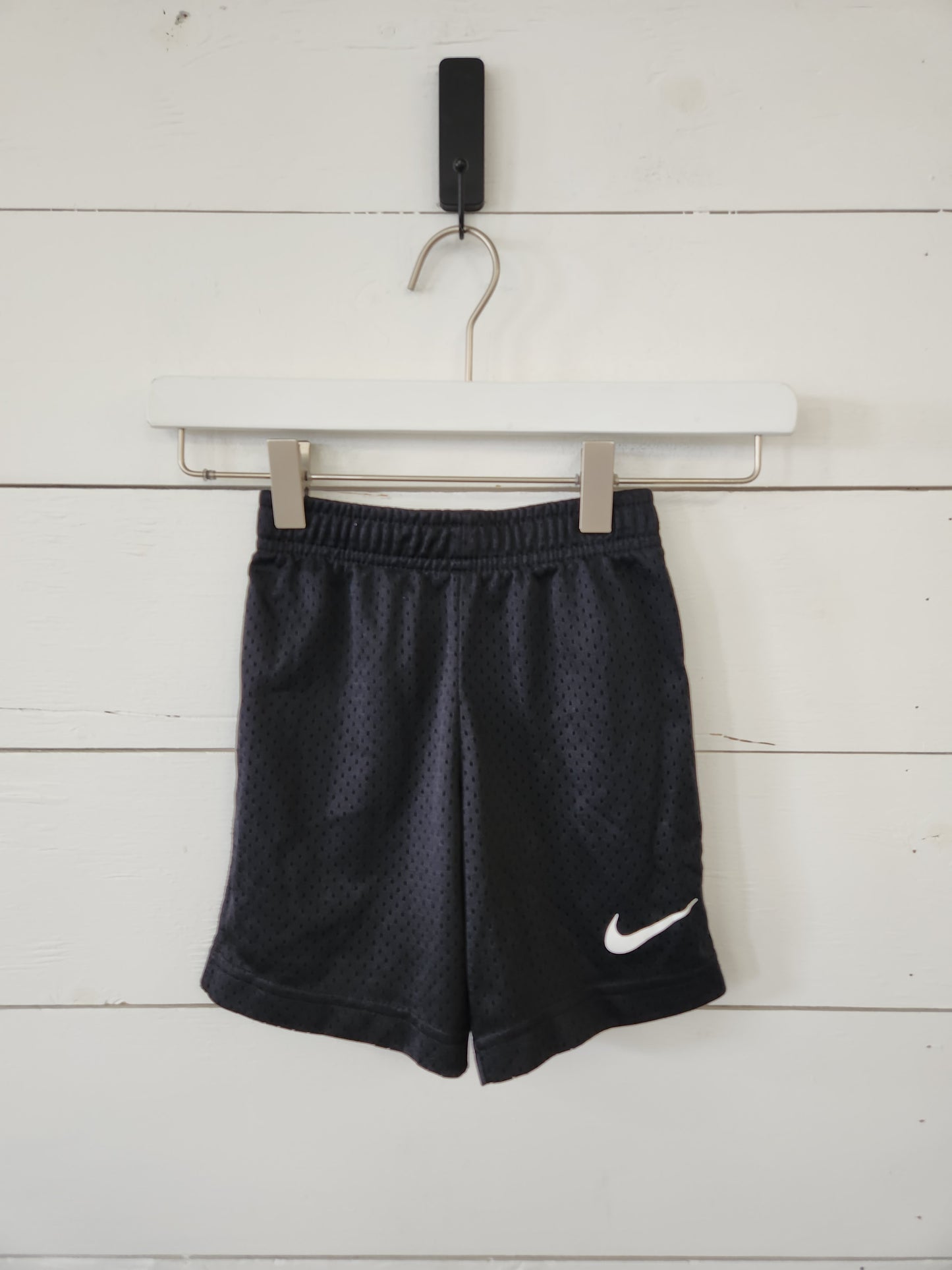 Size 4 | Nike Mesh Shorts