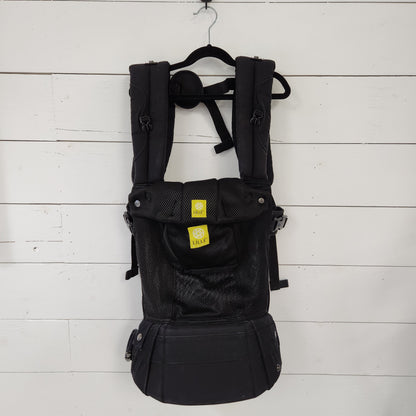 Size OS | Líllé Baby Complete 6-in-1 Airflow Carrier