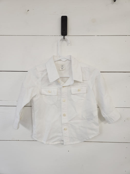 Size 6-12m | Gap Woven Buttondown