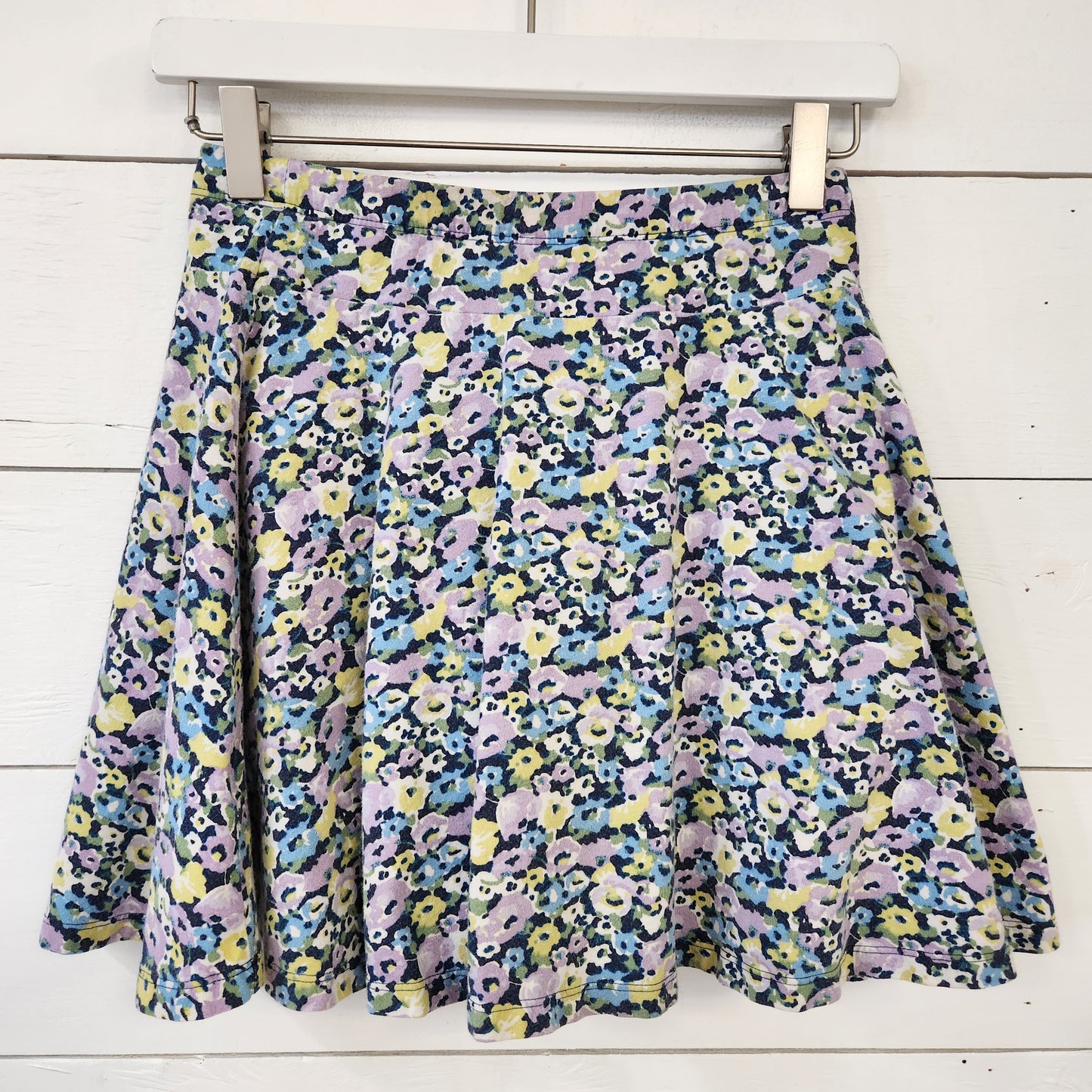 Size 10-12 | Lands End Floral skirt