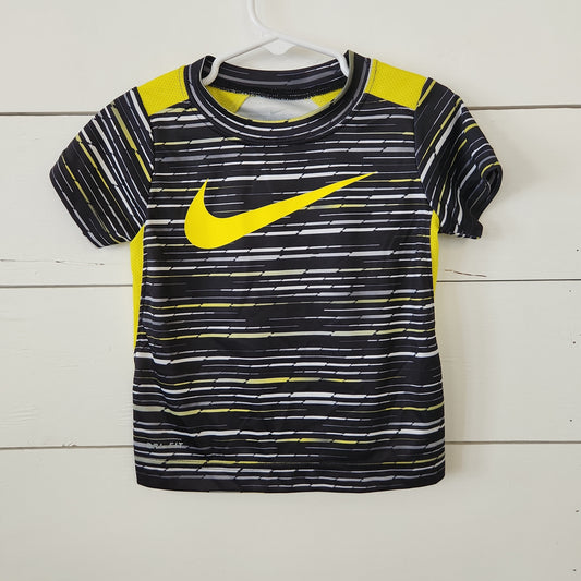 Size 2t | Nike T-Shirt | Secondhand
